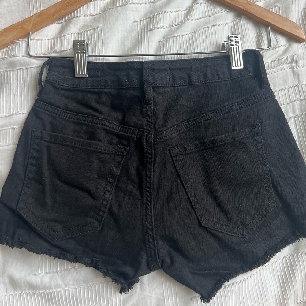 Pac Sun Black High-Rise Black Shorts size 22